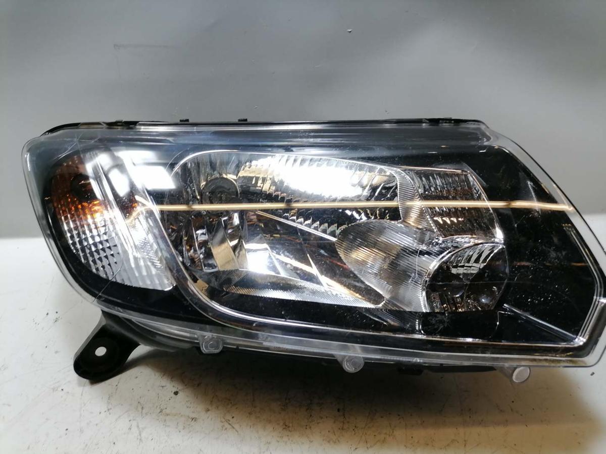Dacia Sandero 2 original Scheinwerfer vorn rechts Halogen Halter oben abgebrochen Bj.2016